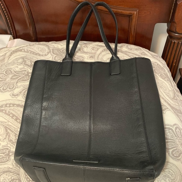 BCBGMaxazria women handbag - Picture 6 of 16